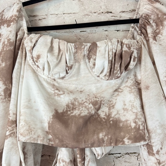 isalis Women's M Off the Shoulder 3/4 Sleeve Cropped Blouse Brown Off White Med - Picture 3 of 7